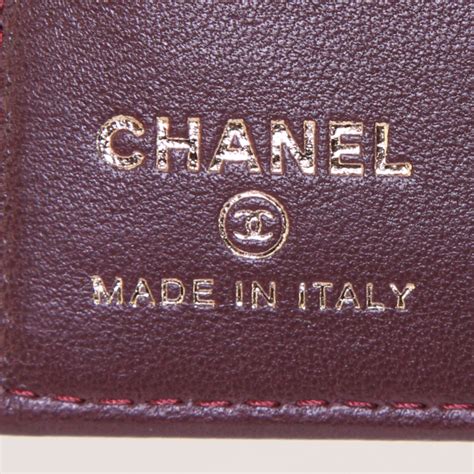 porta documenti chanel|Piccola pelletteria Chanel Porte Passeport 377665 .